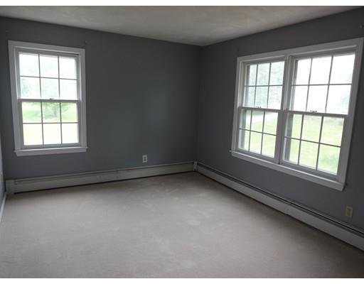 39 Beaman Ln, Marlborough, MA 01752 photo 8