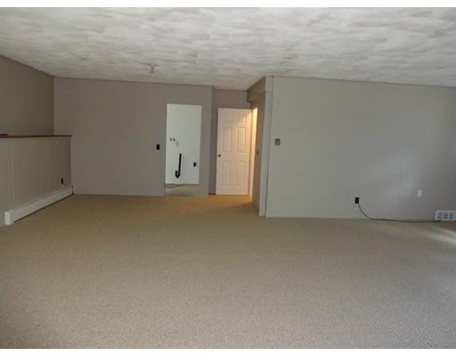 39 Beaman Ln, Marlborough, MA 01752 photo 12