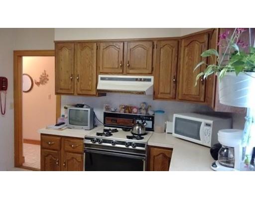 35 Mansfield St, Everett, MA 02149 photo 10
