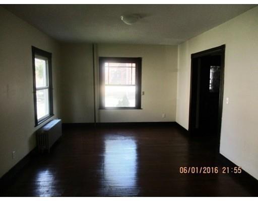 229 Wilbraham Rd, Springfield, MA 01109 photo 10