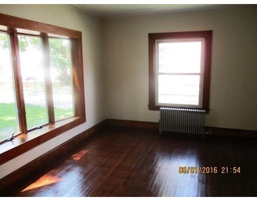 229 Wilbraham Rd, Springfield, MA 01109 photo 7