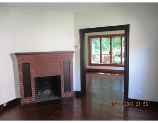 229 Wilbraham Rd, Springfield, MA 01109 photo 8