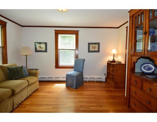 35 Spring St, Millis, MA 02054 photo 11