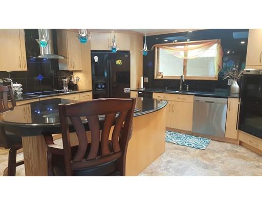14 Kenmore Dr, Danvers, MA 01923 photo 12
