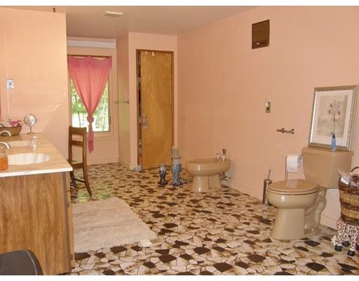 14 Kenmore Dr, Danvers, MA 01923 photo 18