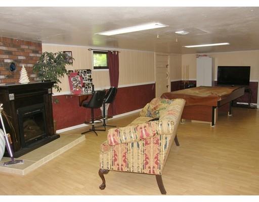 14 Kenmore Dr, Danvers, MA 01923 photo 22