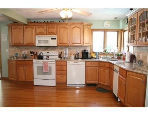 14 Milton Rd, Danvers, MA 01923 photo 7