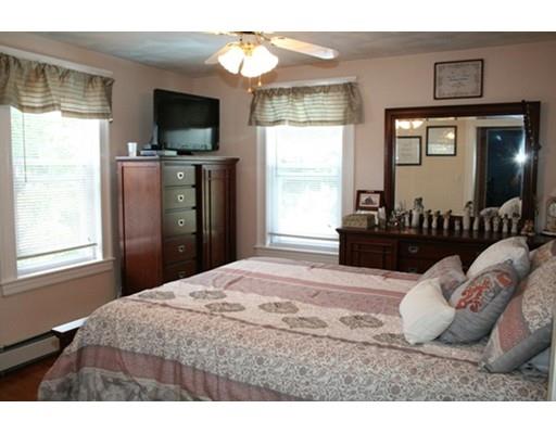 14 Milton Rd, Danvers, MA 01923 photo 9