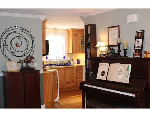 8 Ruthellen Rd, Hudson, MA 01749 photo 8