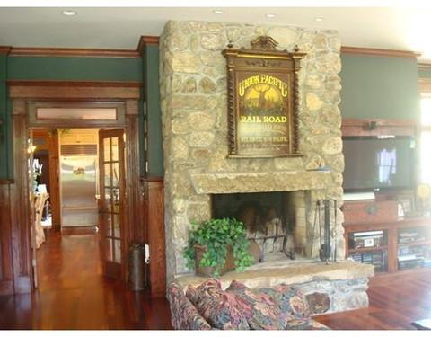 56 Blackstone St, Mendon, MA 01756 photo 10