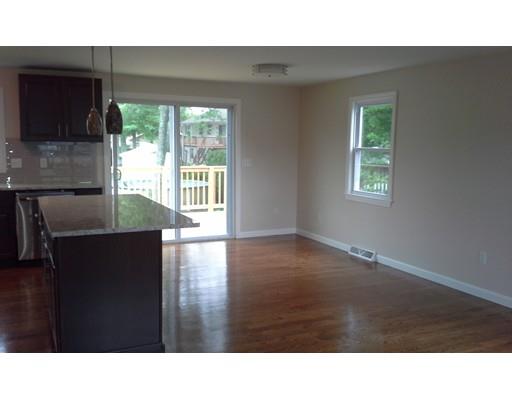 1019 Montgomery St, Fall River, MA 02720 photo 5