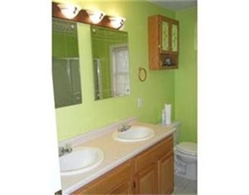 83 Orient St, Worcester, MA 01604 photo 4