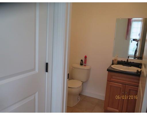 18 Hazel St, Worcester, MA 01604 photo 8