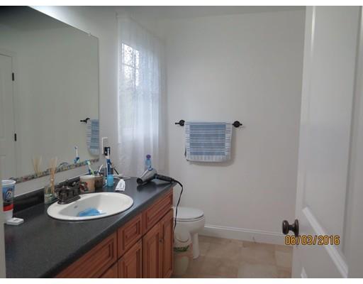 18 Hazel St, Worcester, MA 01604 photo 24