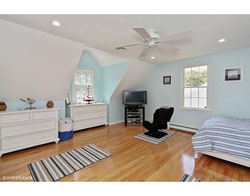 97 Surf Dr, Mashpee, MA 02649 photo 9