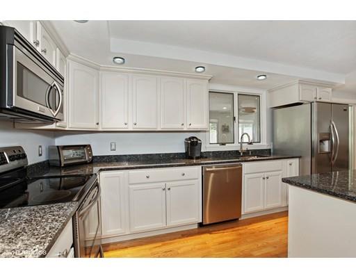 97 Surf Dr, Mashpee, MA 02649 photo 4