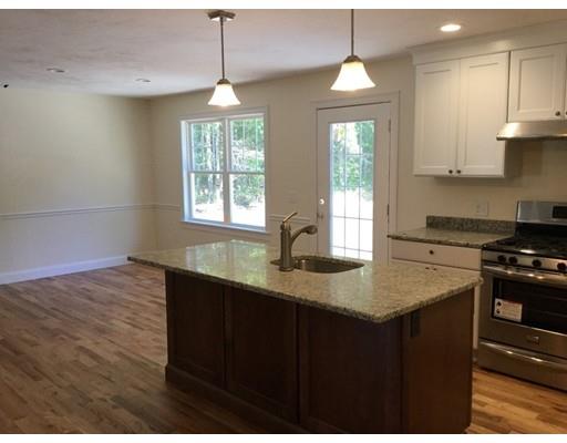 24 Thornberry Cir, Mashpee, MA 02649 photo 5