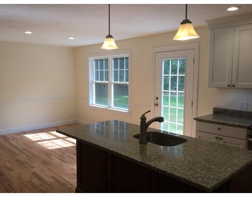 24 Thornberry Cir, Mashpee, MA 02649 photo 6