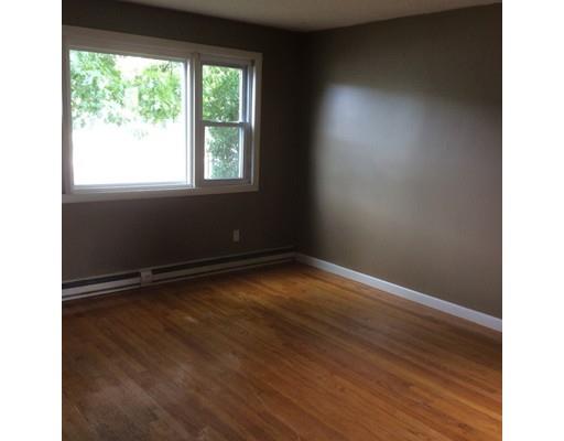 854 Meadow St, Chicopee, MA 01020 photo 7