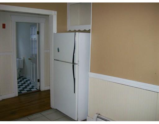 96 E Mountain St, Worcester, MA 01606 photo 5