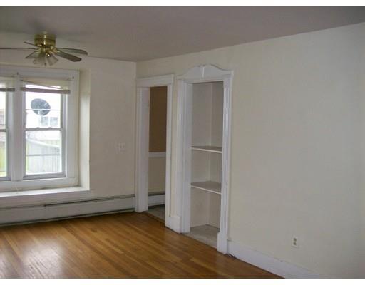 96 E Mountain St, Worcester, MA 01606 photo 8