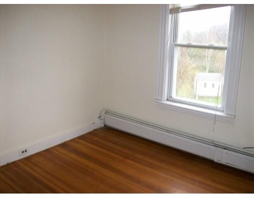 96 E Mountain St, Worcester, MA 01606 photo 12
