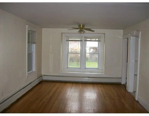 96 E Mountain St, Worcester, MA 01606 photo 7