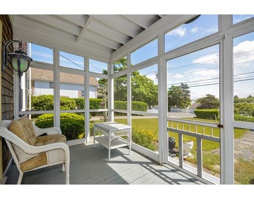 9 Onset Ave, Buzzards Bay, MA 02532 photo 2