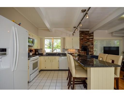 9 Onset Ave, Buzzards Bay, MA 02532 photo 5