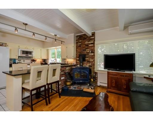 9 Onset Ave, Buzzards Bay, MA 02532 photo 6
