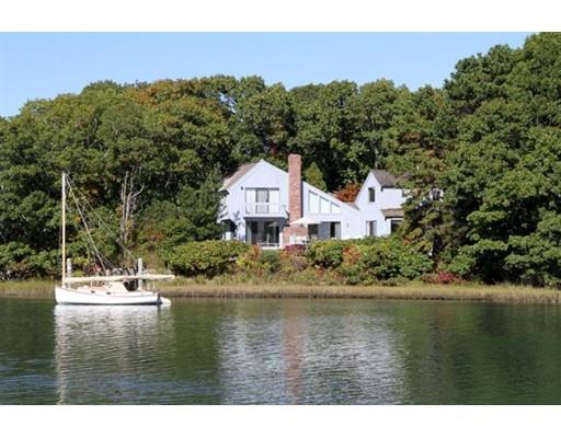 13 Compass Cir, Mashpee, MA 02649 photo 1