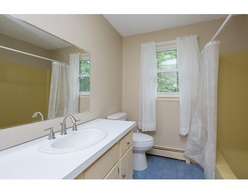 32 Sharon Rd, Windham, NH 03087 photo 16