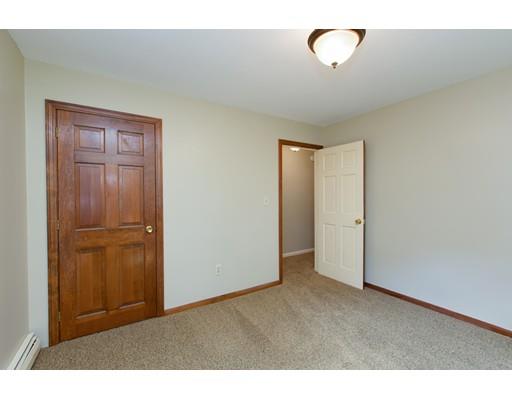32 Sharon Rd, Windham, NH 03087 photo 12