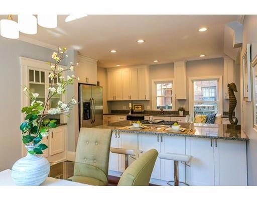 40 Pilgrim Rd, Marblehead, MA 01945 photo 1