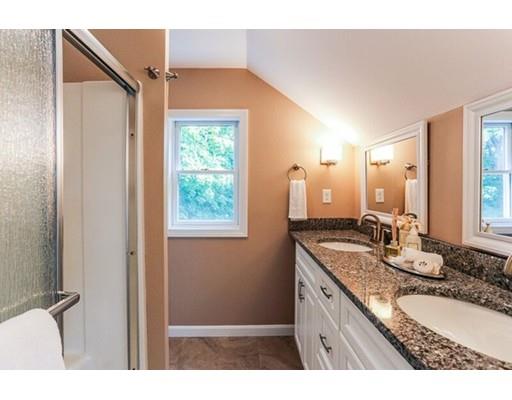 40 Pilgrim Rd, Marblehead, MA 01945 photo 21