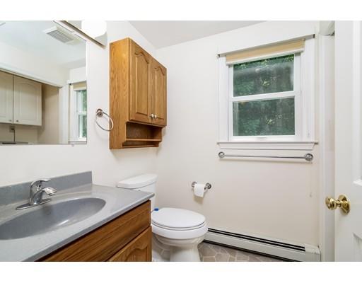 13 Henrys Path, Upton, MA 01568 photo 19