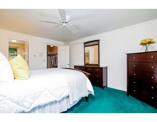 13 Henrys Path, Upton, MA 01568 photo 10