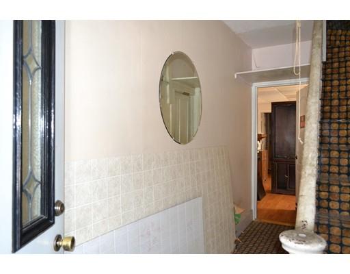 41 Suffolk St, Worcester, MA 01604 photo 16