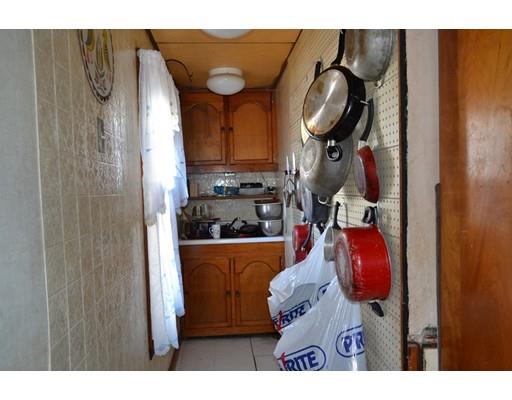 41 Suffolk St, Worcester, MA 01604 photo 4