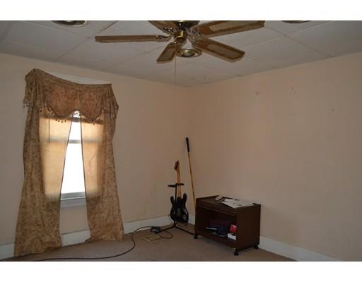 41 Suffolk St, Worcester, MA 01604 photo 13
