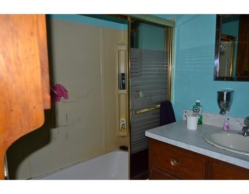 41 Suffolk St, Worcester, MA 01604 photo 9