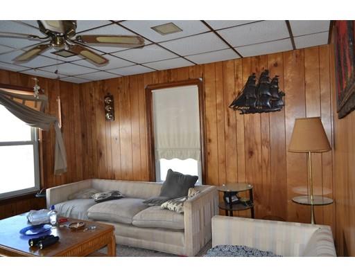 41 Suffolk St, Worcester, MA 01604 photo 5