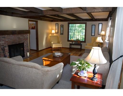 22 Wright Pl, Wilbraham, MA 01095 photo 9