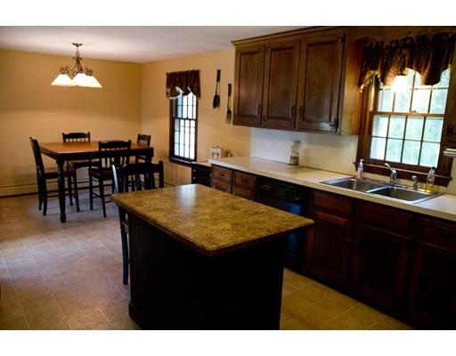 22 Wright Pl, Wilbraham, MA 01095 photo 5