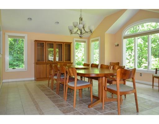 5 Lothrop Rd, Acton, MA 01720 photo 8