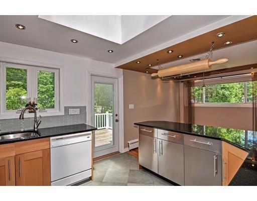 8 Mitchell St, Sharon, MA 02067 photo 6