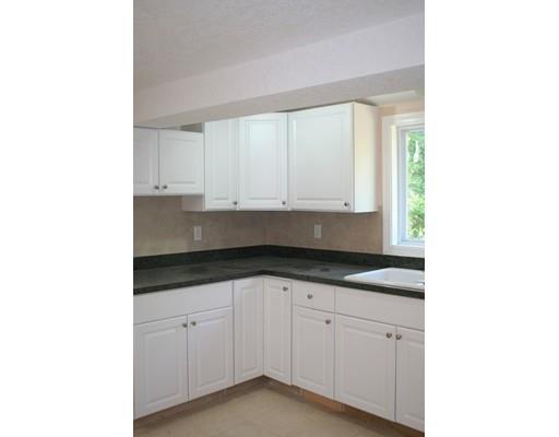 13 Groveton, Springfield, MA 01118 photo 4