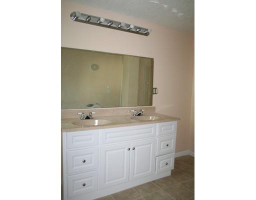 13 Groveton, Springfield, MA 01118 photo 8