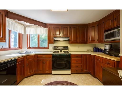 49 Webb St, Middleton, MA 01949 photo 9