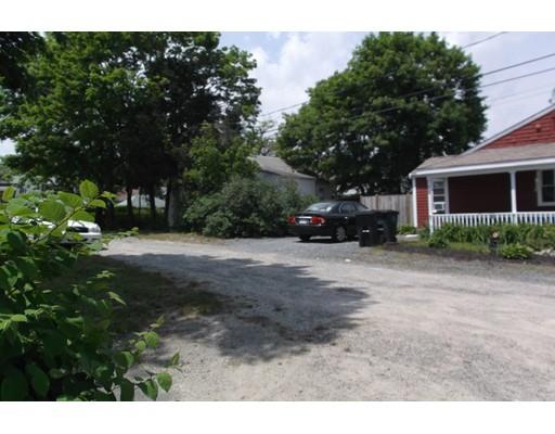 17 Evergreen St, Wareham, MA 02571 photo 3